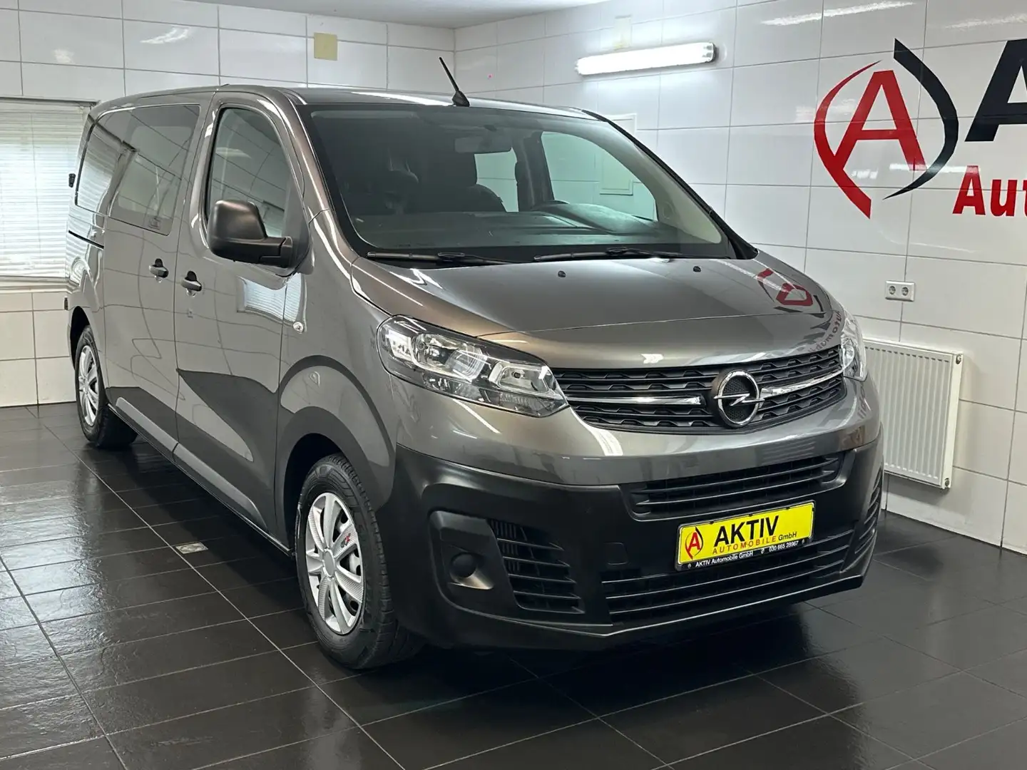 Opel Vivaro FlexSpace M  Doppelkabine L2*6-Sitzer* Gris - 1