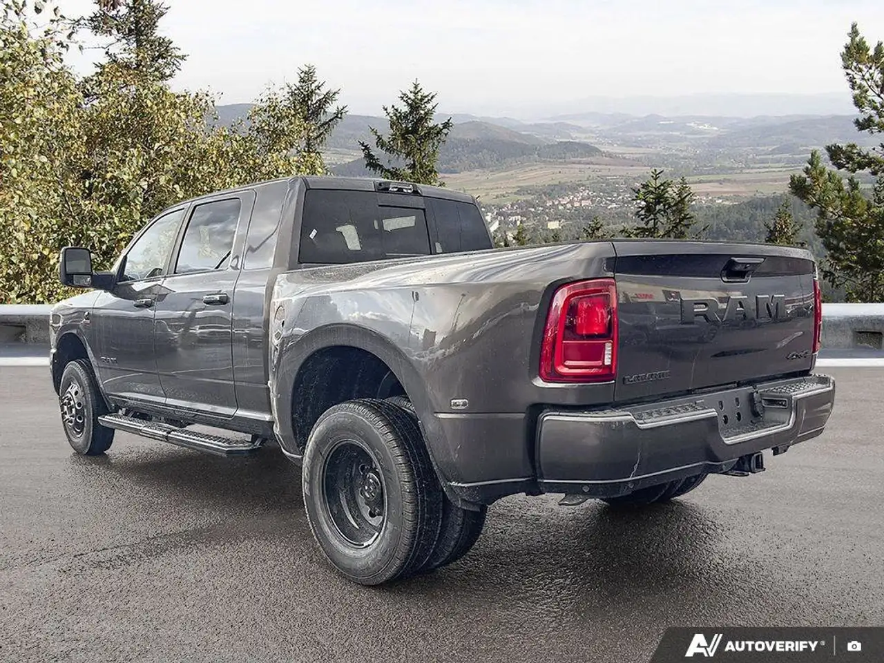 RAM 3500 снимка RAM 3500