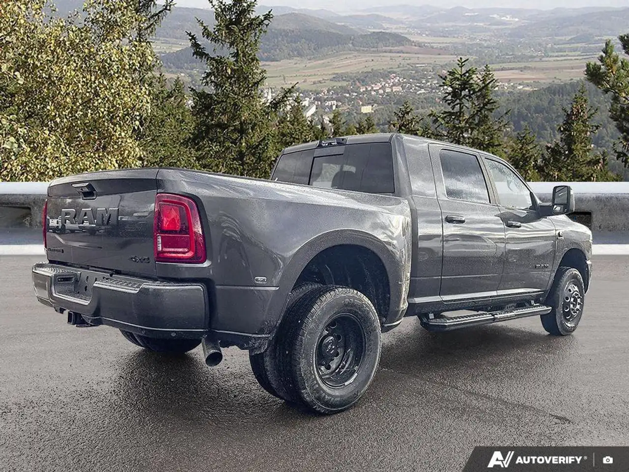 RAM 3500 снимка RAM 3500
