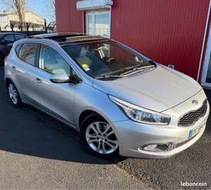 Ceed 1.6 CRDi S&S 128ch Toit ouvrant panoramique