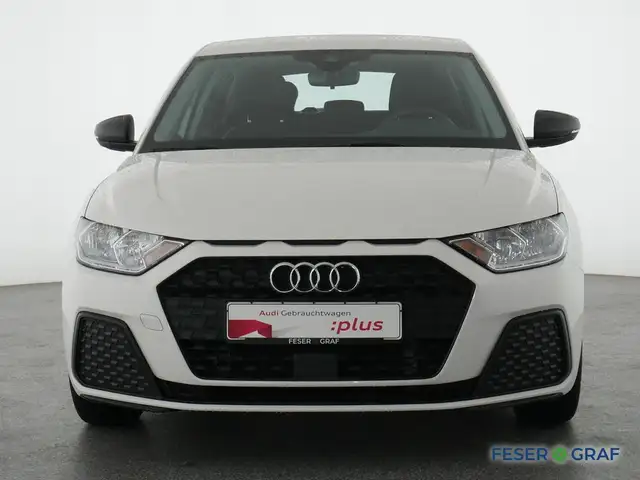 Audi A1 view 12
