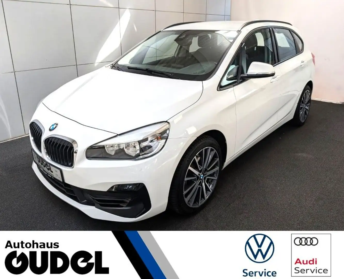 BMW 216 Active Tourer Advantage 18" el. Heckl. GRA Wit - 1