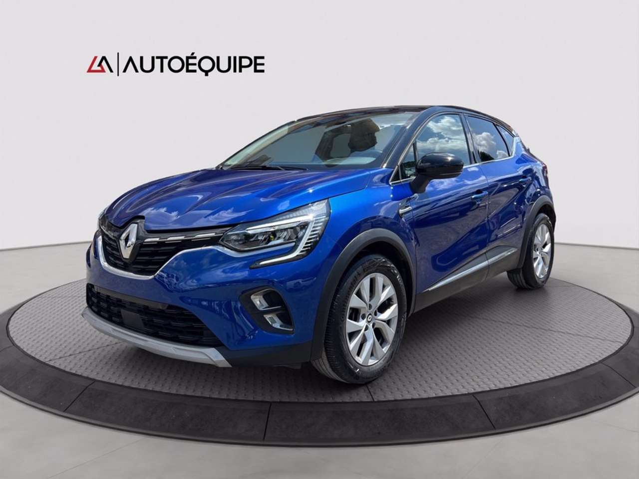 Renault Captur 1.6 E-Tech hybrid Intens 145cv auto