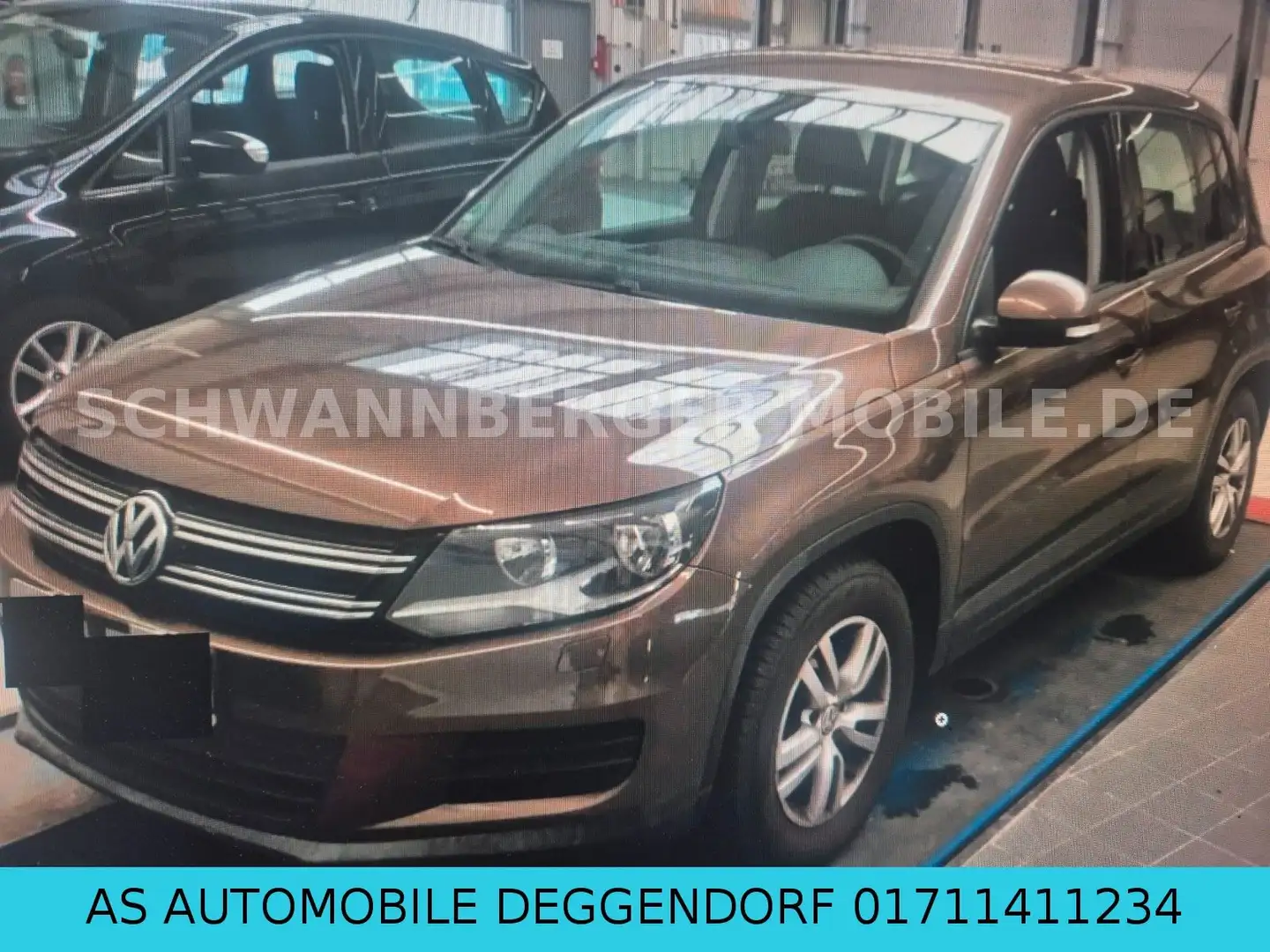 Volkswagen Tiguan Trend & Fun BMT-SHZ-PDC-AHK-EURO5 Brun - 1