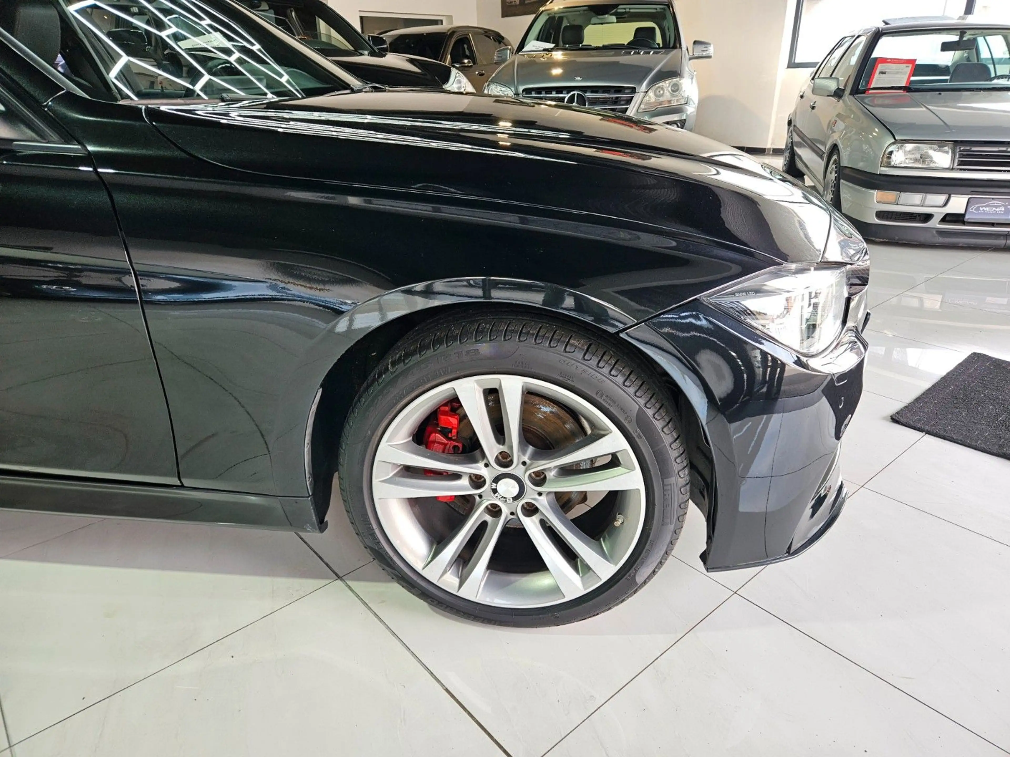 BMW 328 i xDrive Sport Line — photo 7