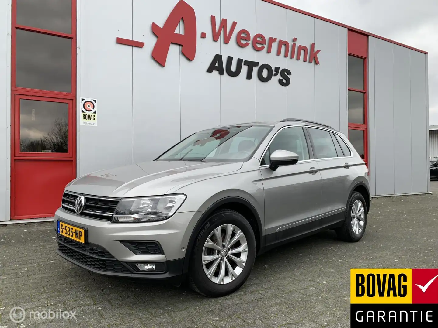Volkswagen Tiguan 1.5 TSI ACT Comfortline Business Grijs - 1