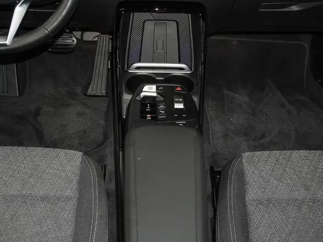 BMW 2 Series view 13