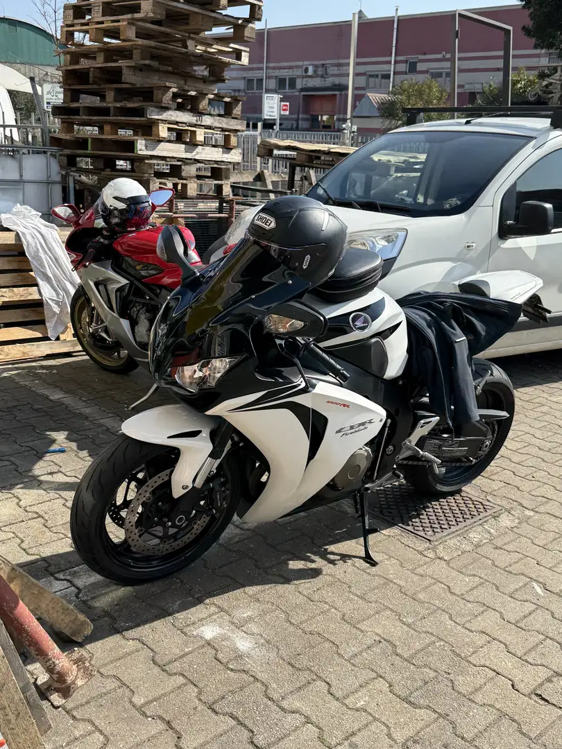 Honda CBR 1000 - 2