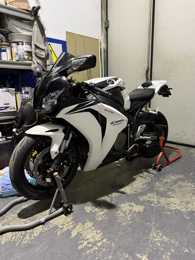 Honda CBR 1000 - 1
