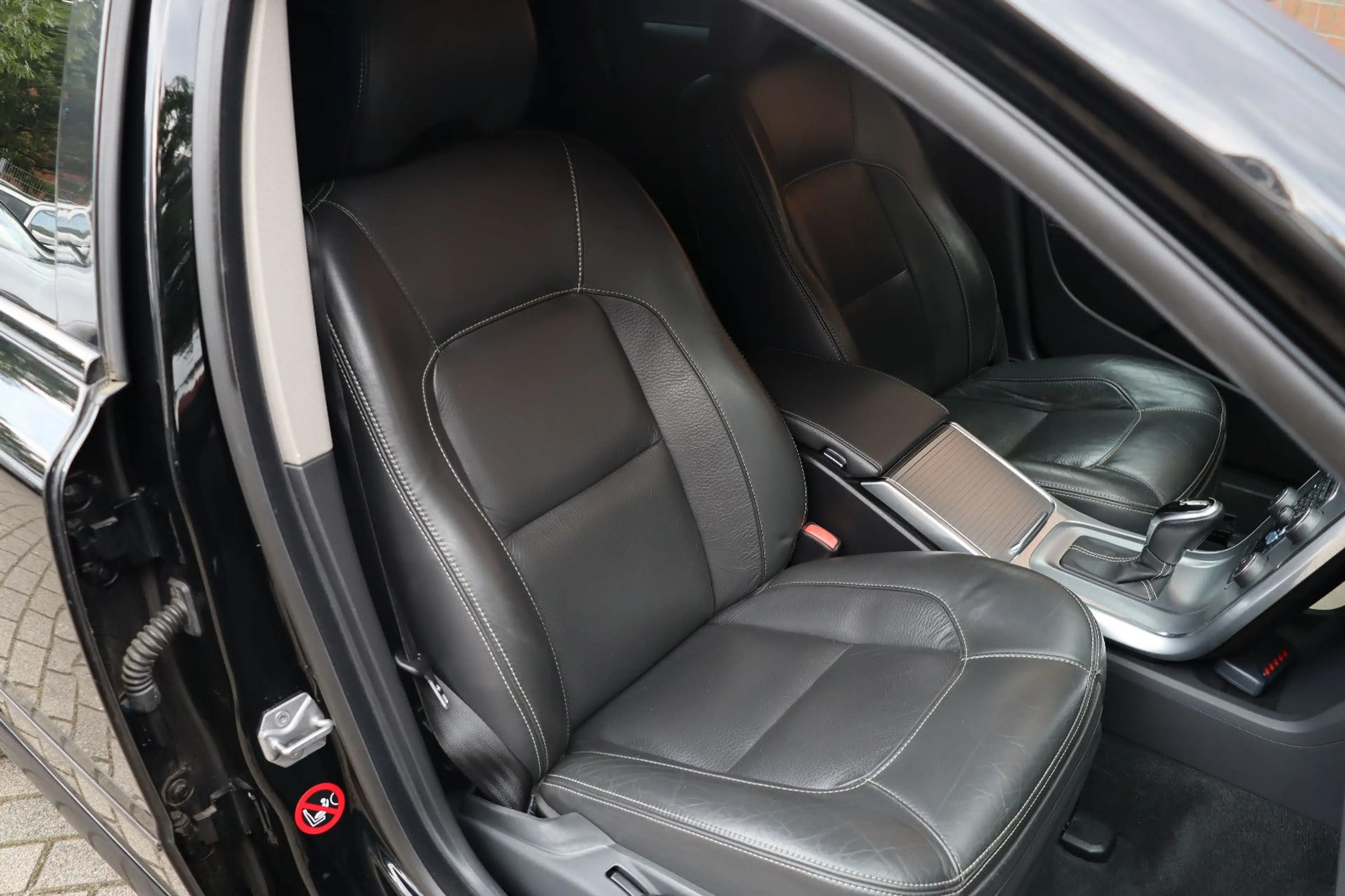 Volvo V70 Kombi 2.0 Linje Svart Aut. Leder Navi Xenon — photo 12