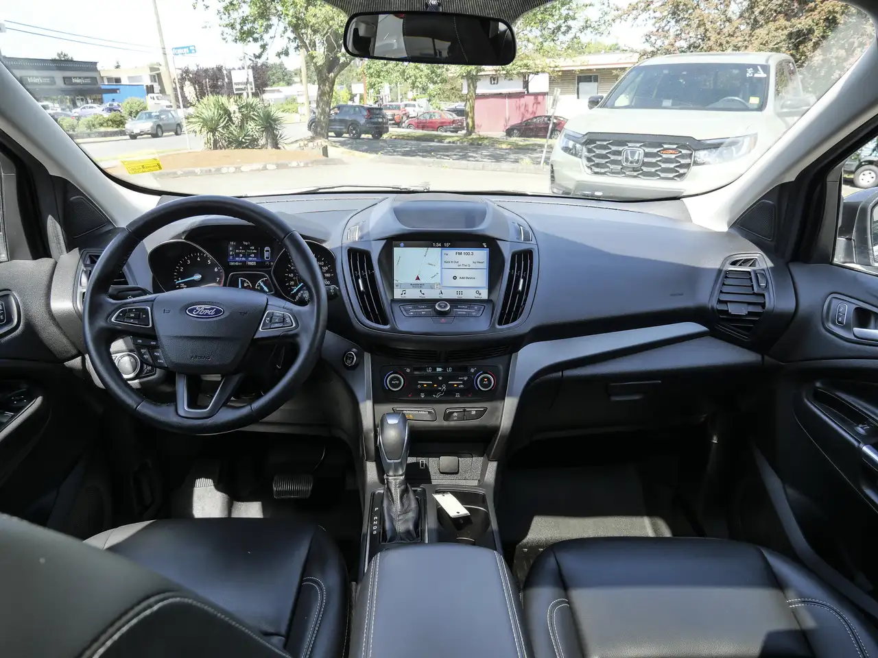 Ford Escape снимка Ford Escape