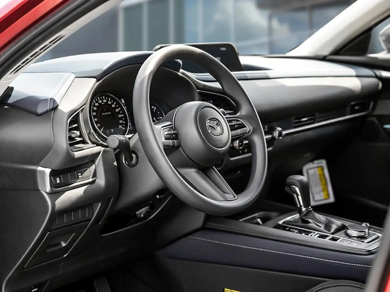 Mazda CX-30 снимка Mazda CX-30