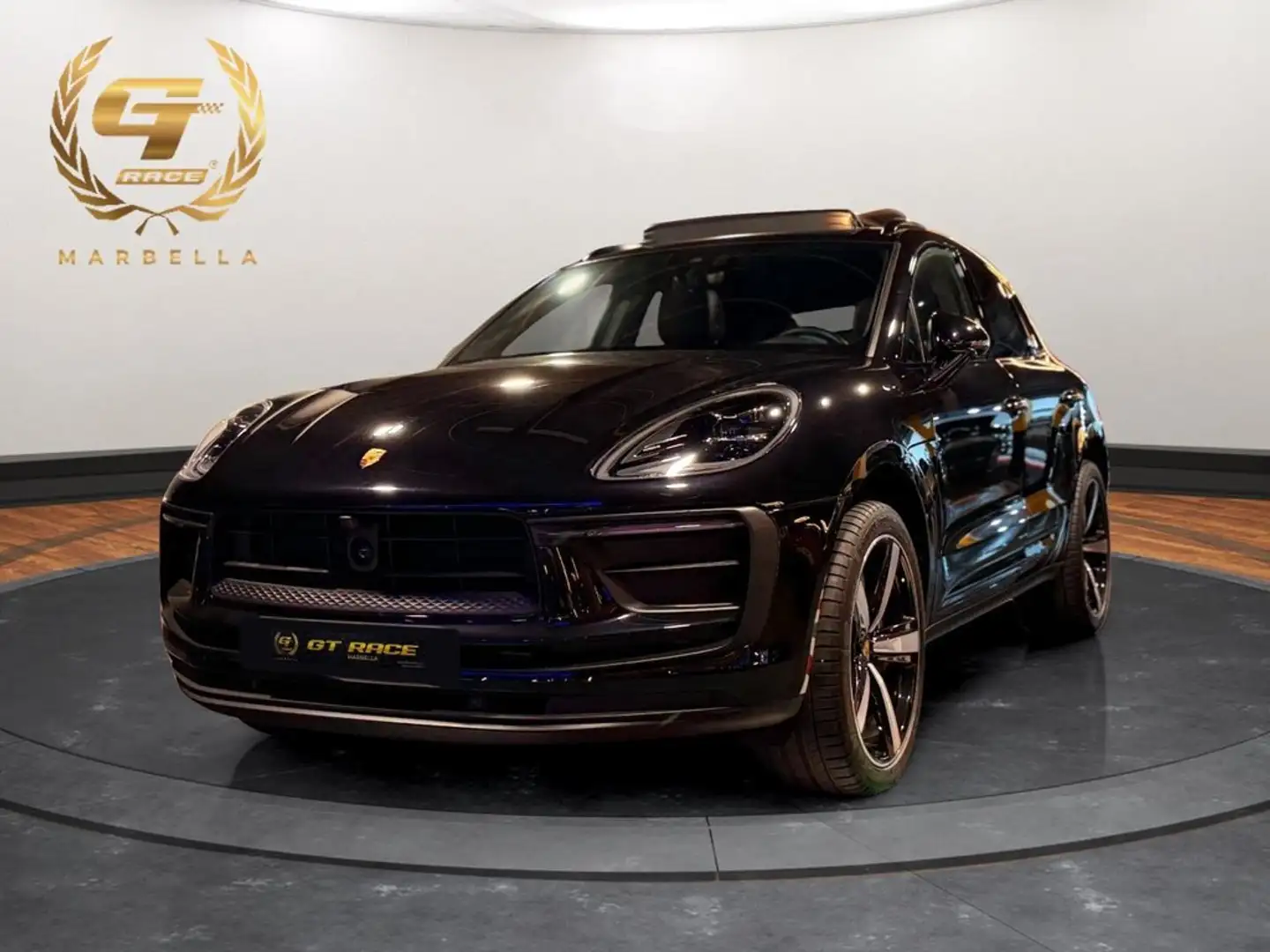 Porsche Macan Schwarz - 2