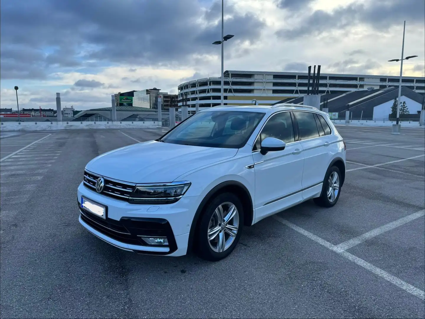 Volkswagen Tiguan Tiguan 2,0 TDI SCR 4Motion Highline DSG Highline Weiß - 2