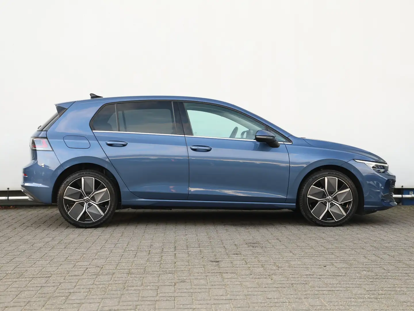 Volkswagen Golf 1.5 eHybrid Style Edition 204PK DSG | Led Matrix| Azul - 2