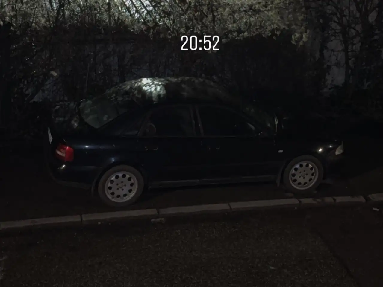Audi A4 1.6, foto 4