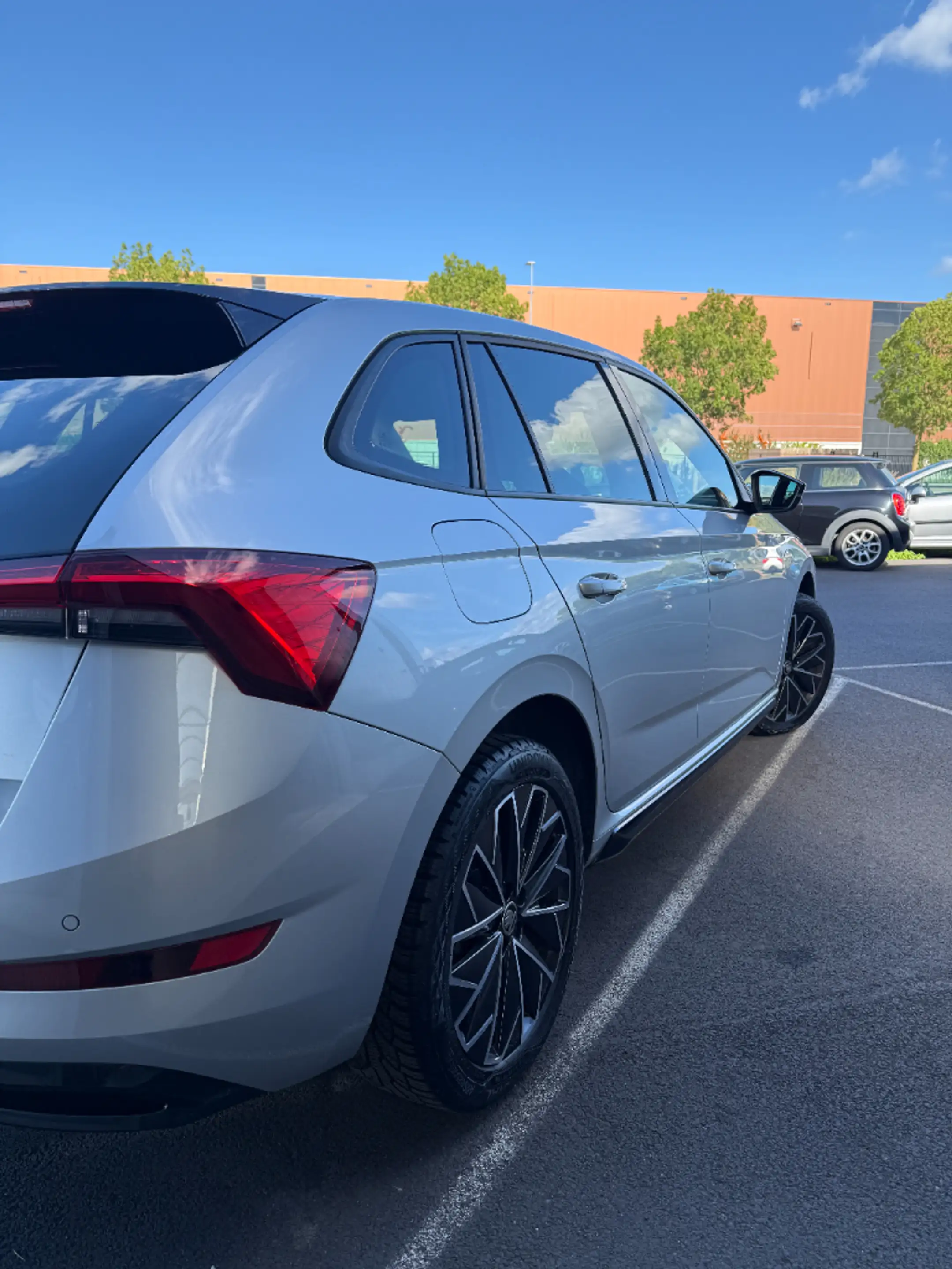 Skoda Scala 1.0 TSI Sport Monte Carlo - Full option — photo 11