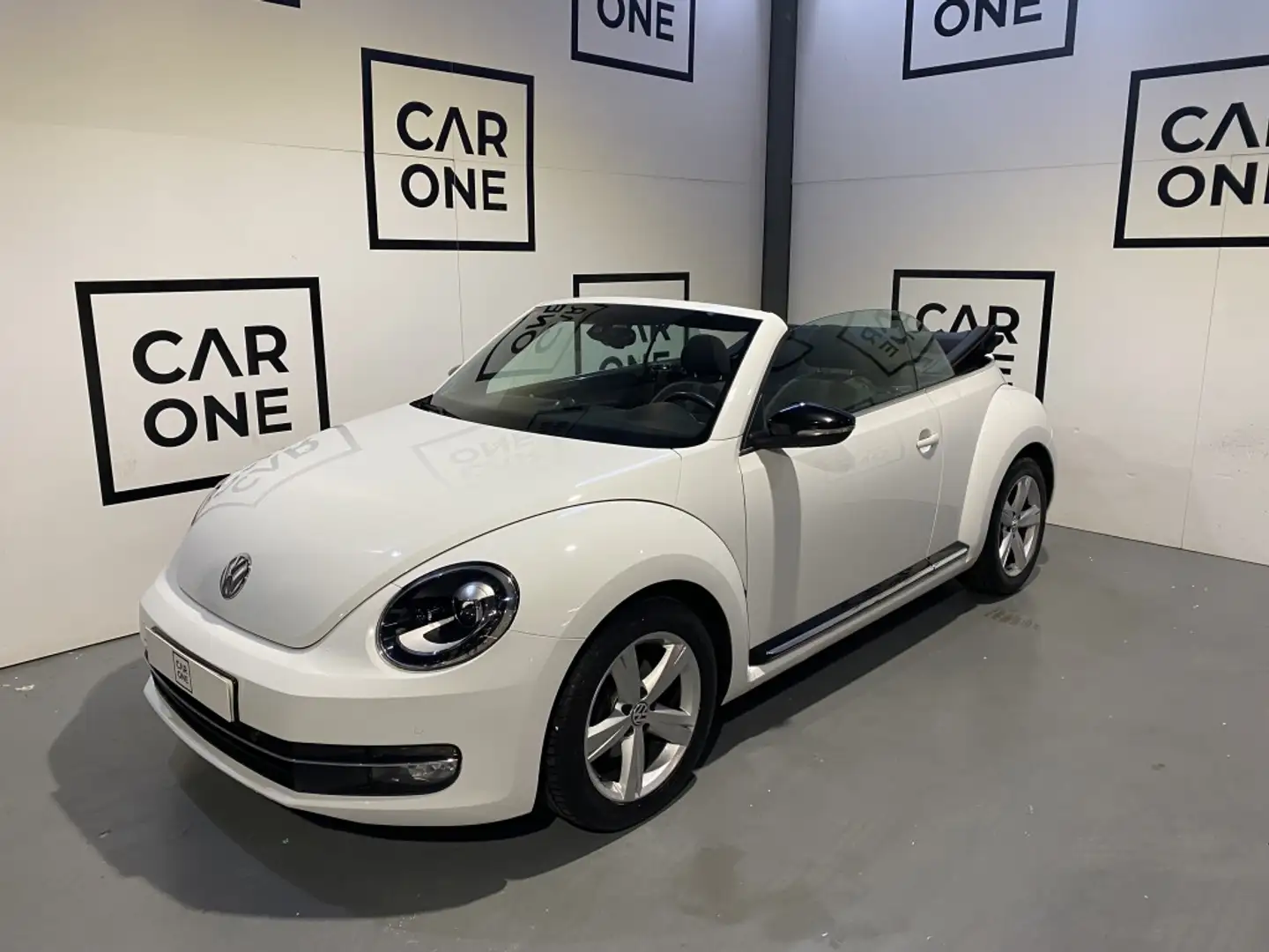 Volkswagen Beetle Cabrio 2.0TDI Sport DSG 150 Blanco - 2