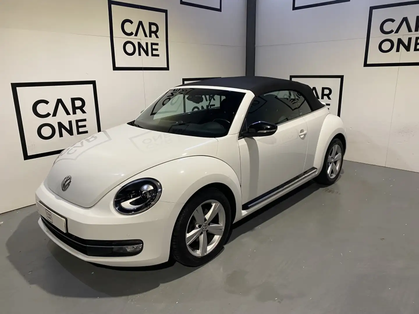 Volkswagen Beetle Cabrio 2.0TDI Sport DSG 150 Blanco - 1