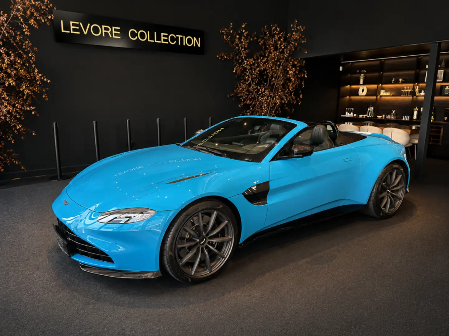 Aston Martin Vantage Roadster Azul - 1
