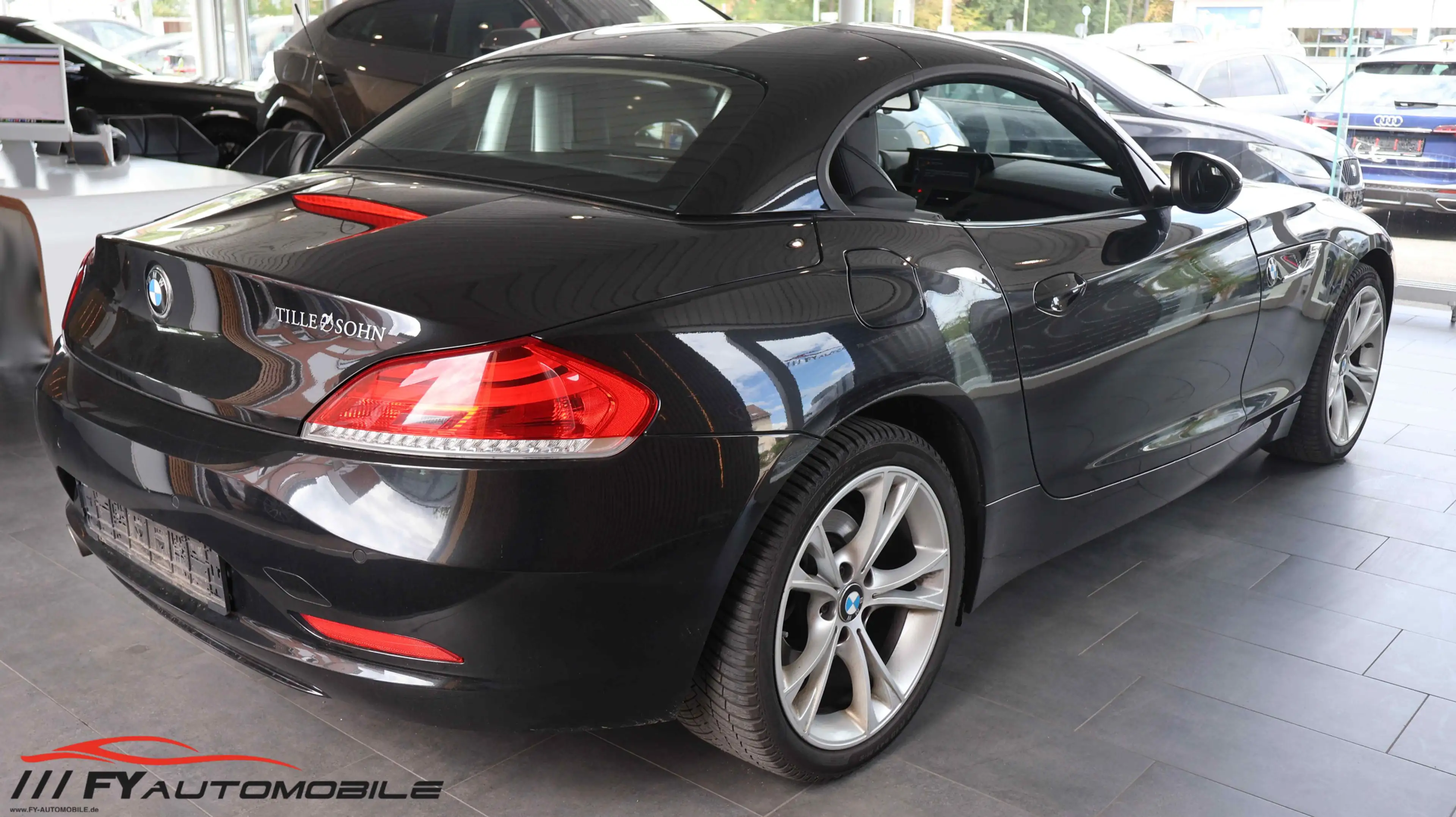 BMW Z4 sdrive 20 i — photo 7