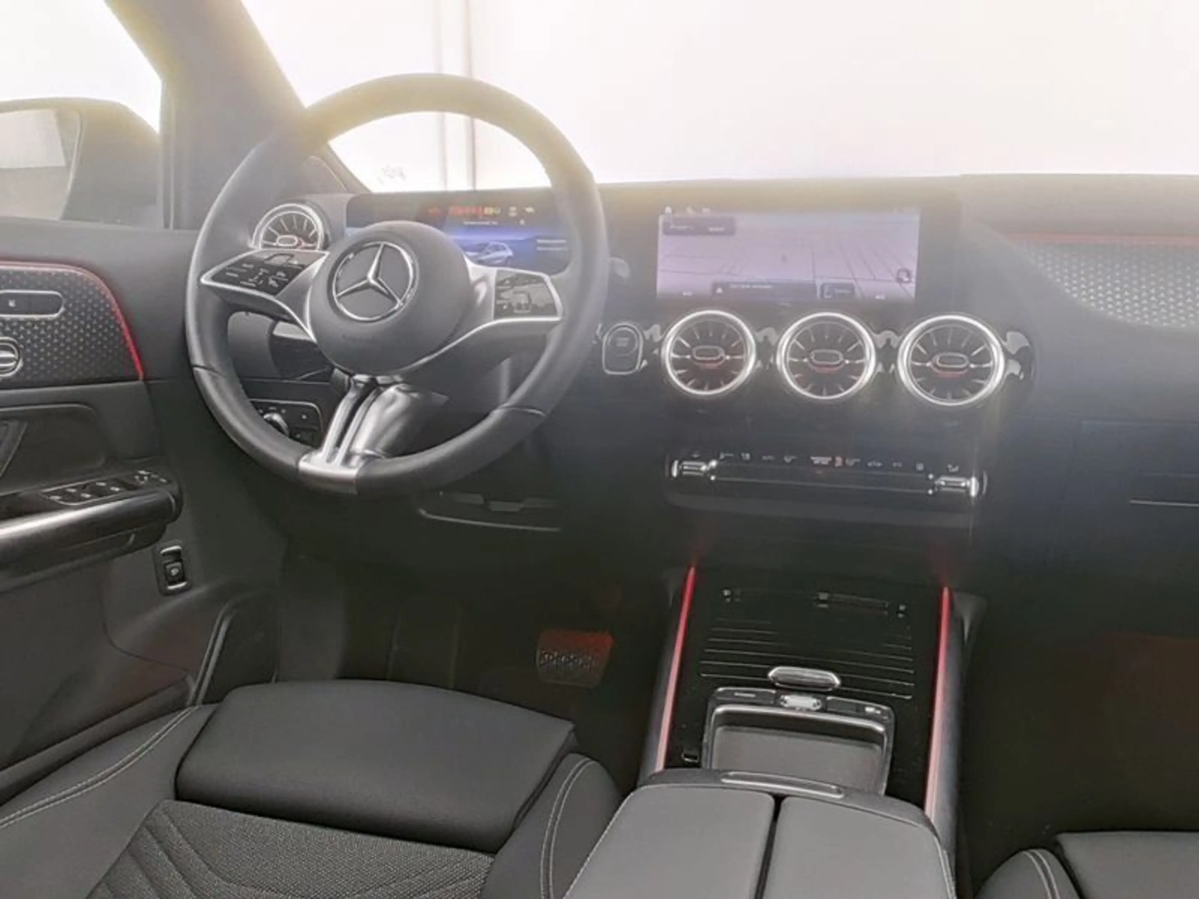 Mercedes-Benz EQA 250+ PROGR ADVANCED MEMORY WINTER KAMERA VZA — photo 8