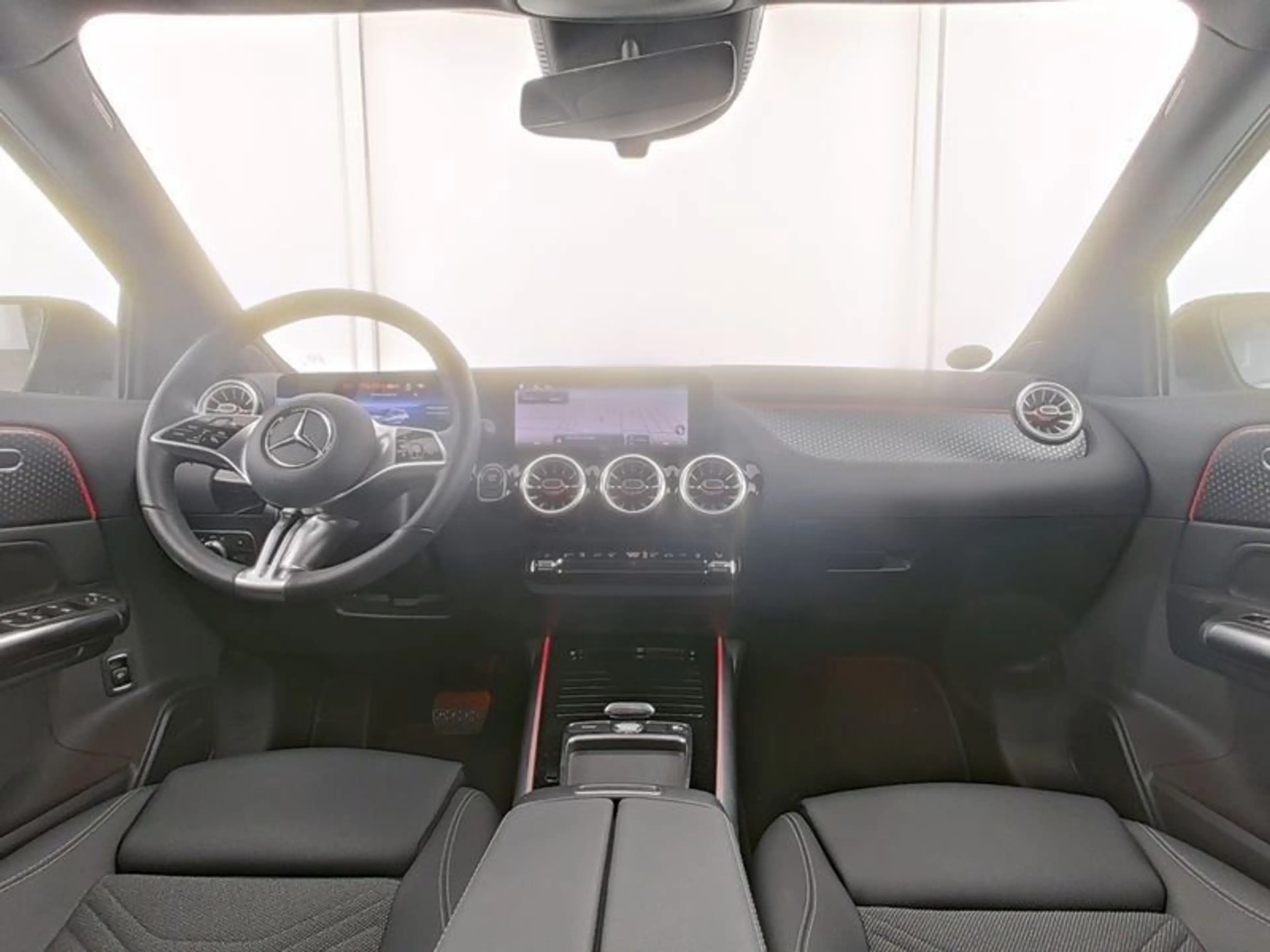 Mercedes-Benz EQA 250+ PROGR ADVANCED MEMORY WINTER KAMERA VZA — photo 9