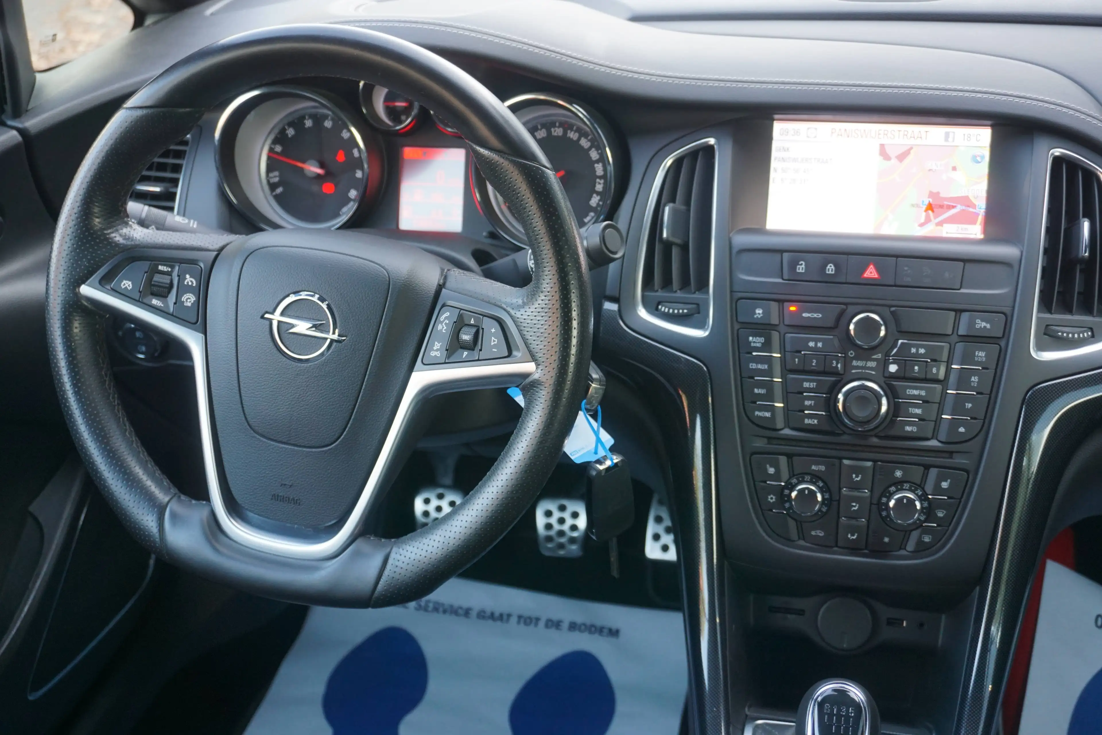 Opel Cascada Cascada 1.6 Turbo Cosmo S-Cabrio-Navi-Cam-CruiseC-DodeH-Garantie — photo 11
