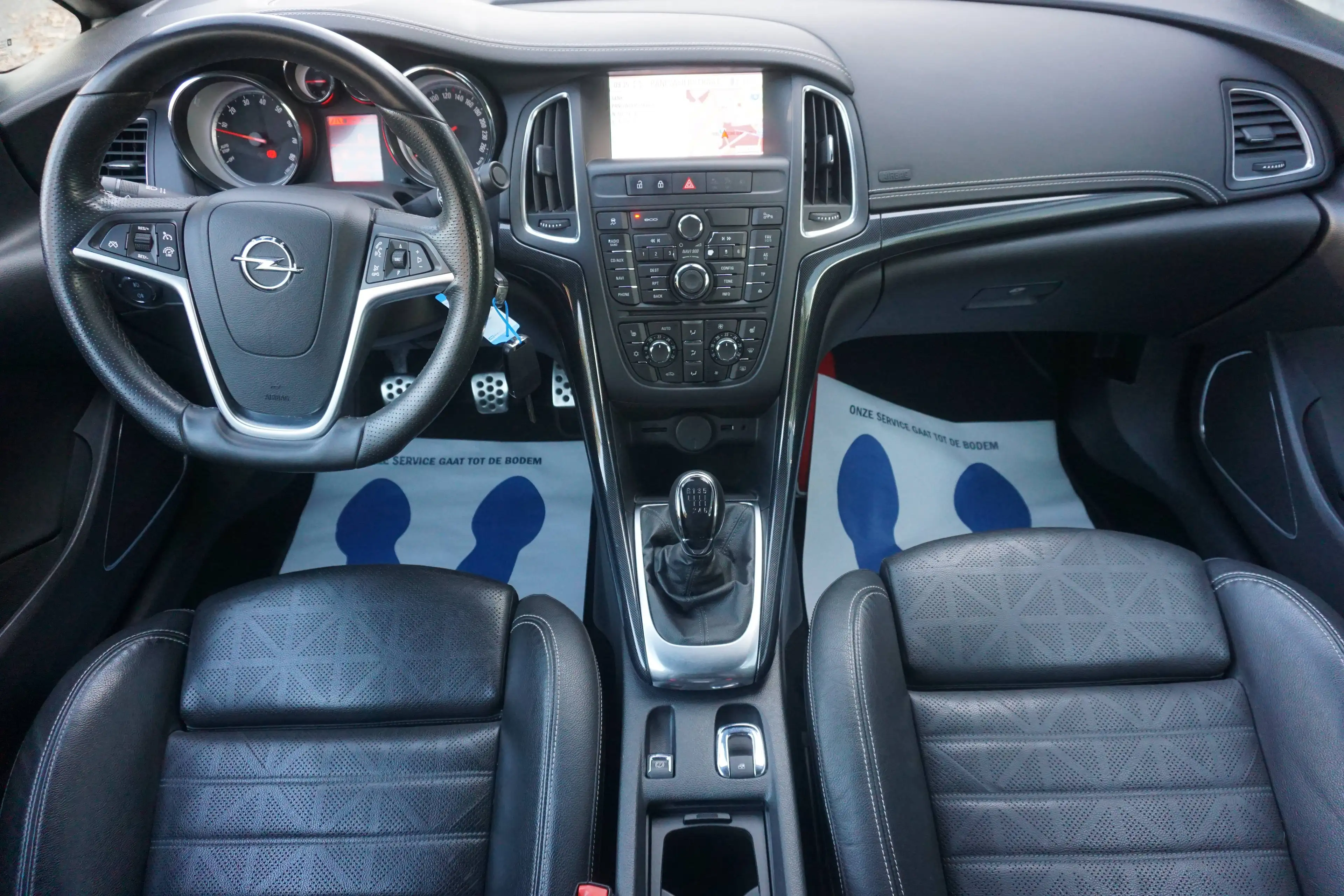 Opel Cascada Cascada 1.6 Turbo Cosmo S-Cabrio-Navi-Cam-CruiseC-DodeH-Garantie — photo 10
