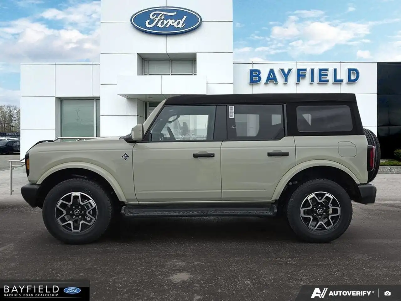 Ford Bronco снимка Ford Bronco