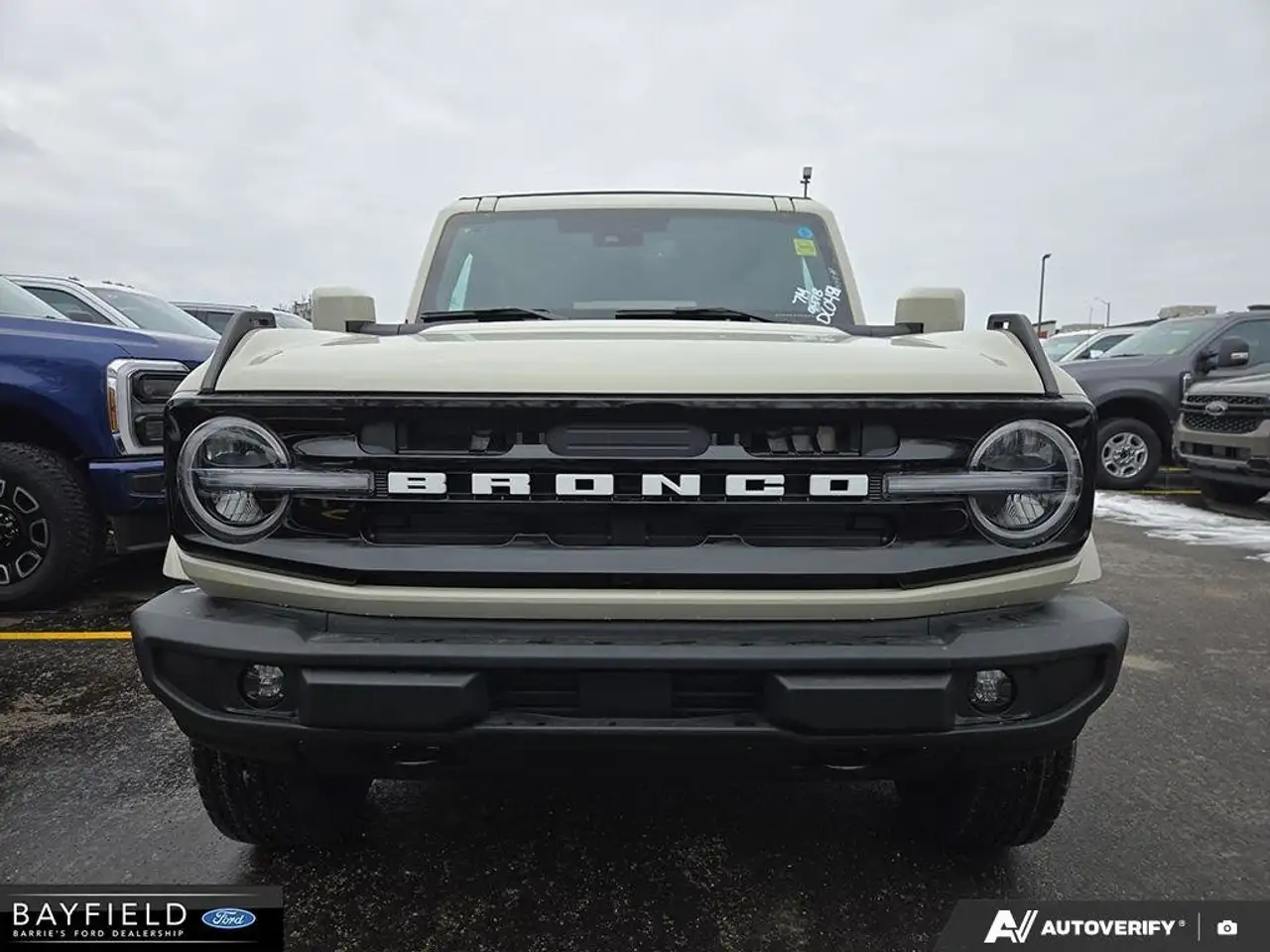 Ford Bronco снимка Ford Bronco