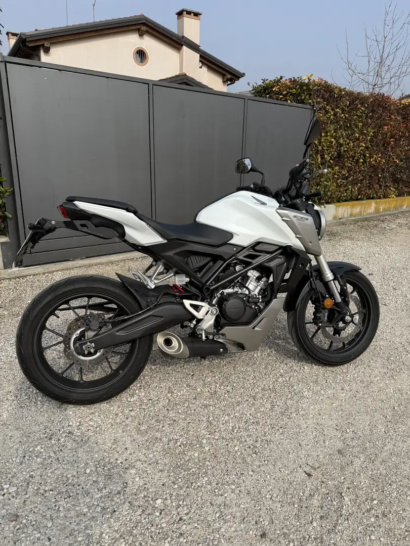 Honda CB 125 Abs R - 1