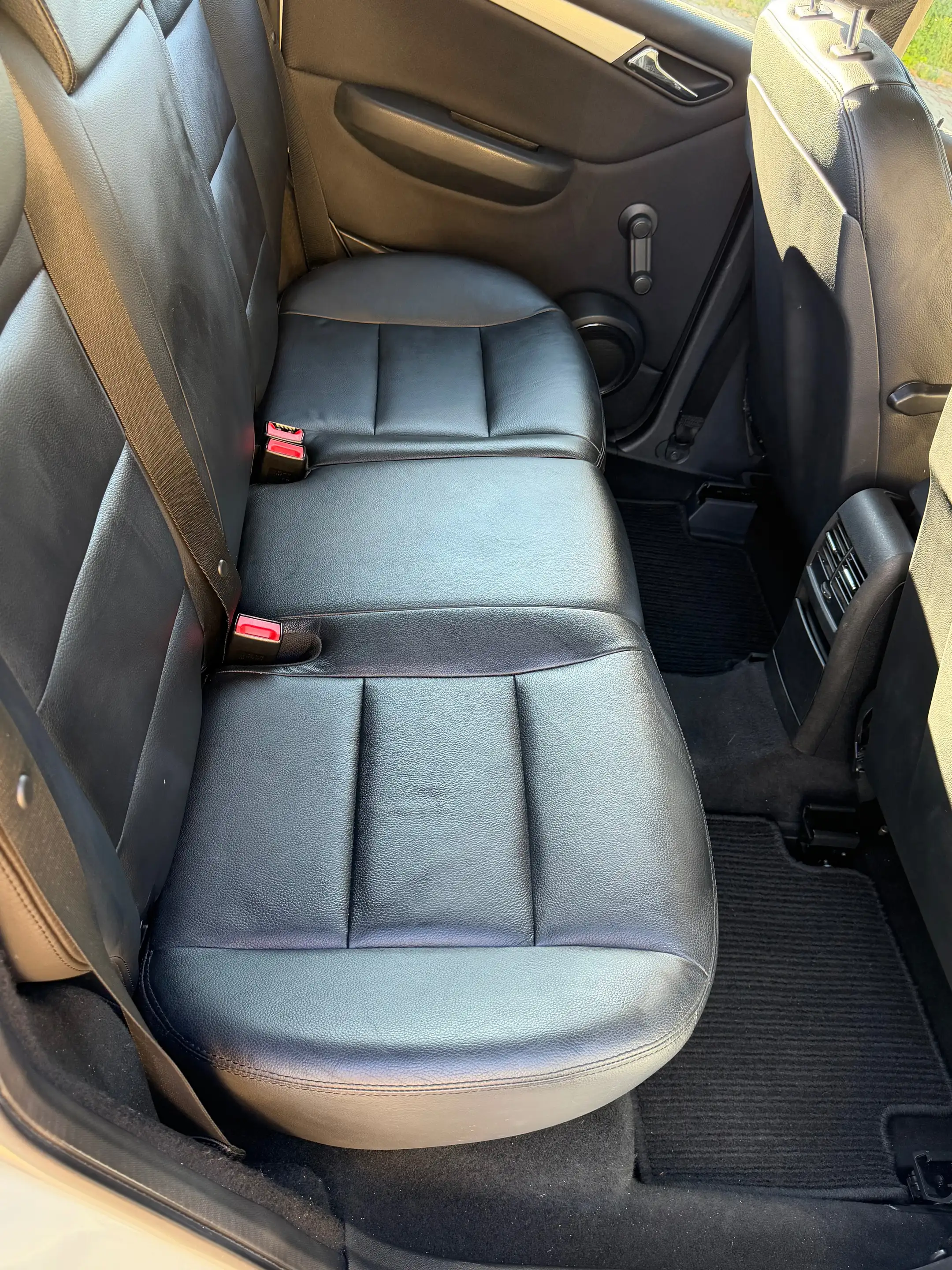 Mercedes-Benz A 200 A-Klasse Diesel  5-Türer CDI Avantgarde — photo 7