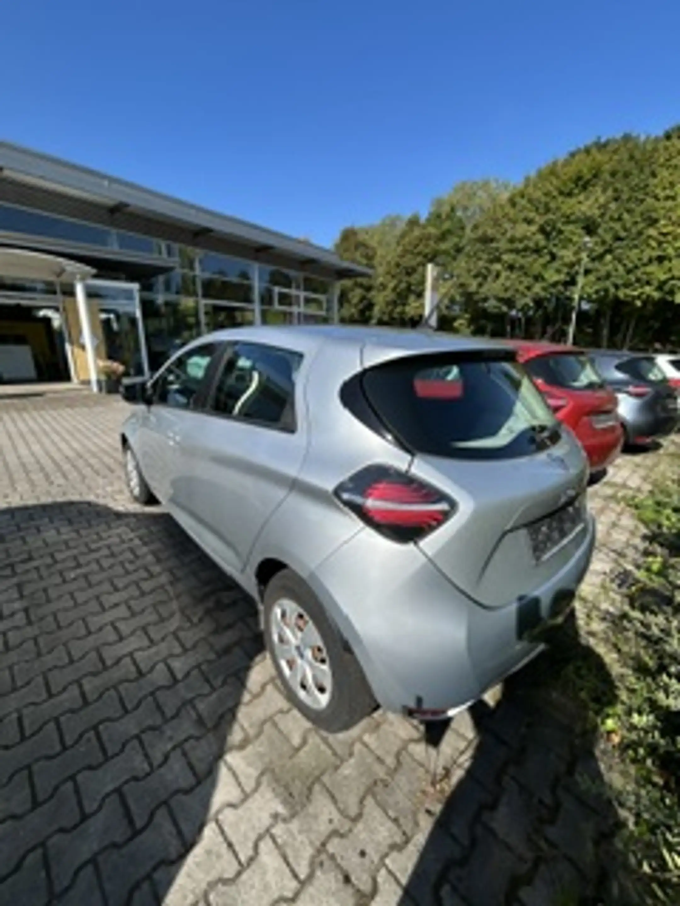 Renault ZOE Life R110 Z.E.50 — photo 4