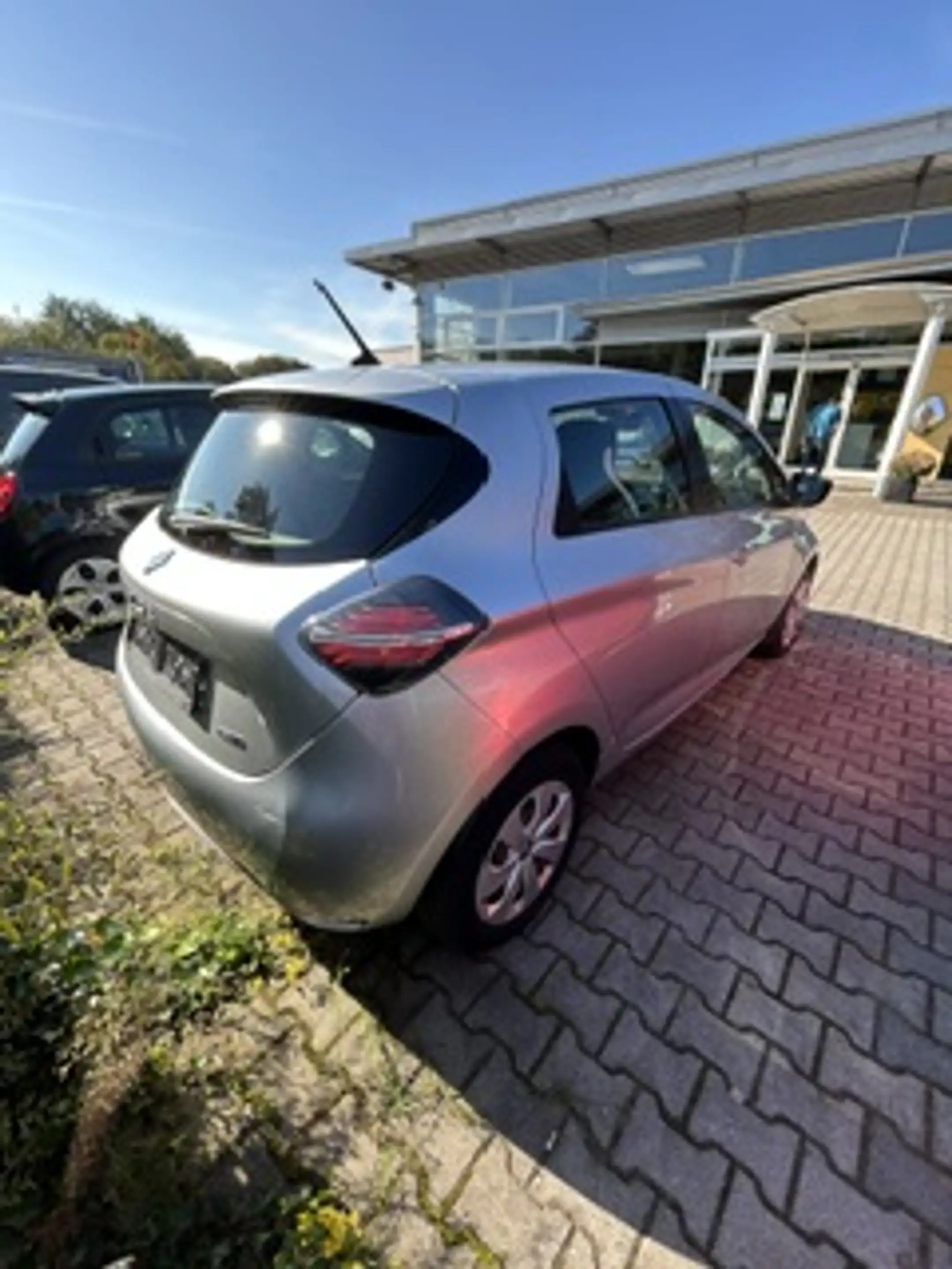 Renault ZOE Life R110 Z.E.50 — photo 3