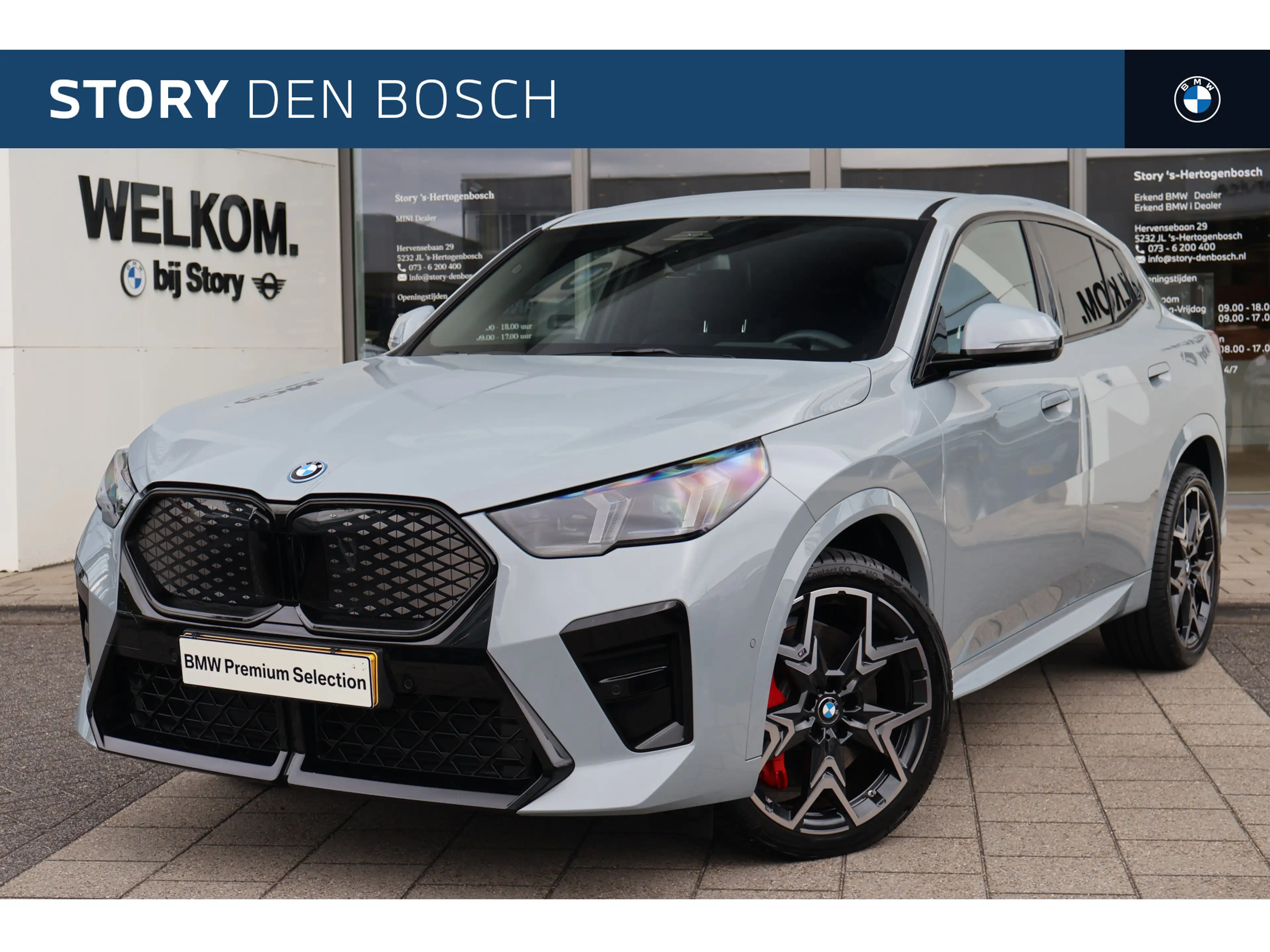 BMW iX2 eDrive20 M Sport / Sportstoelen / Comfort Access /