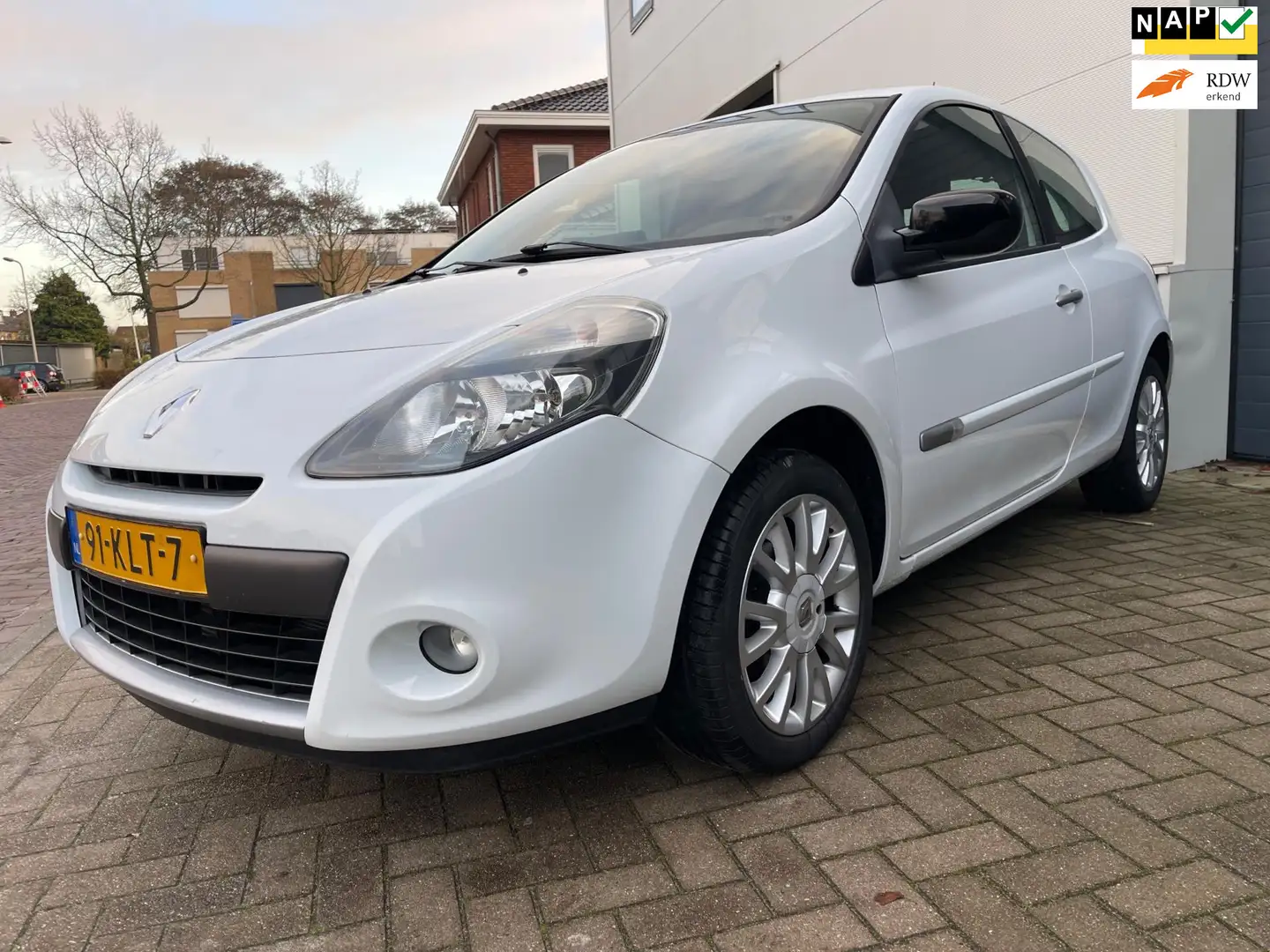 Renault Clio 1.2 TCe Dynamique/Dealer-onderhouden/Navi/Cruise-c Blanc - 1