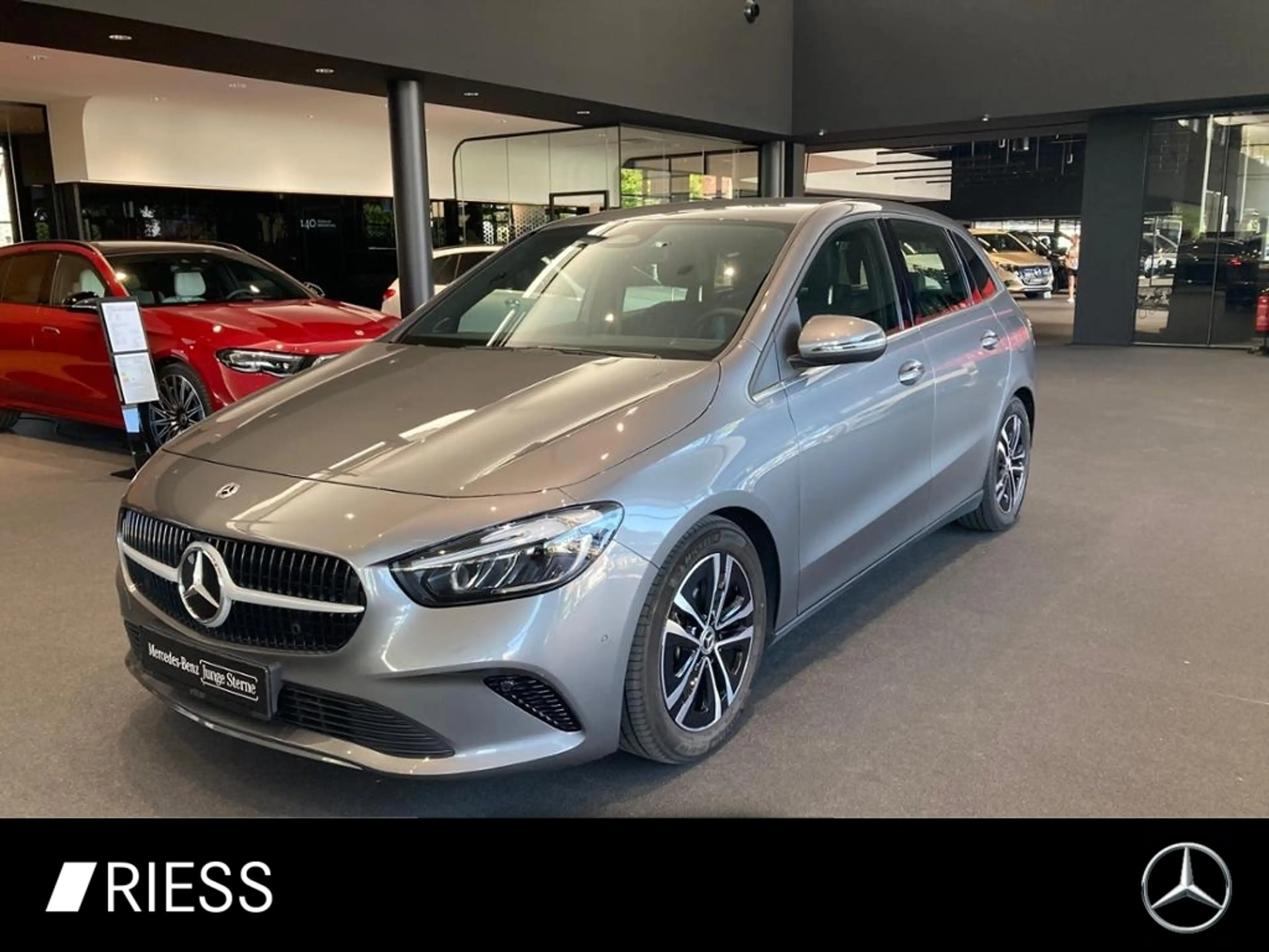 Mercedes-Benz B 200 d AHK AUT Kam. KlimaA LED LM PDC ParkAss