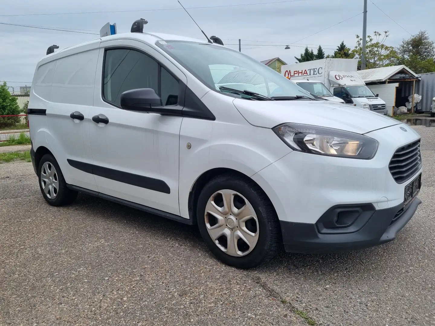 Ford Courier Trend 1.5 D Klima/Radio Weiß - 1