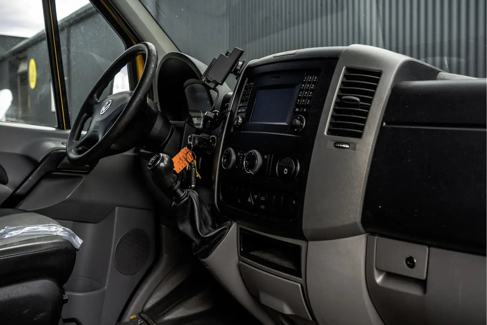 Volkswagen Crafter 35 2.0 TDI L1H1| MOTOR DEFECT | PDC | Zijschuifdeu Amarillo - 2