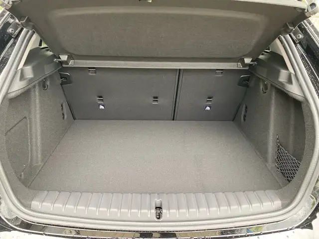 BMW 1 Series view 12