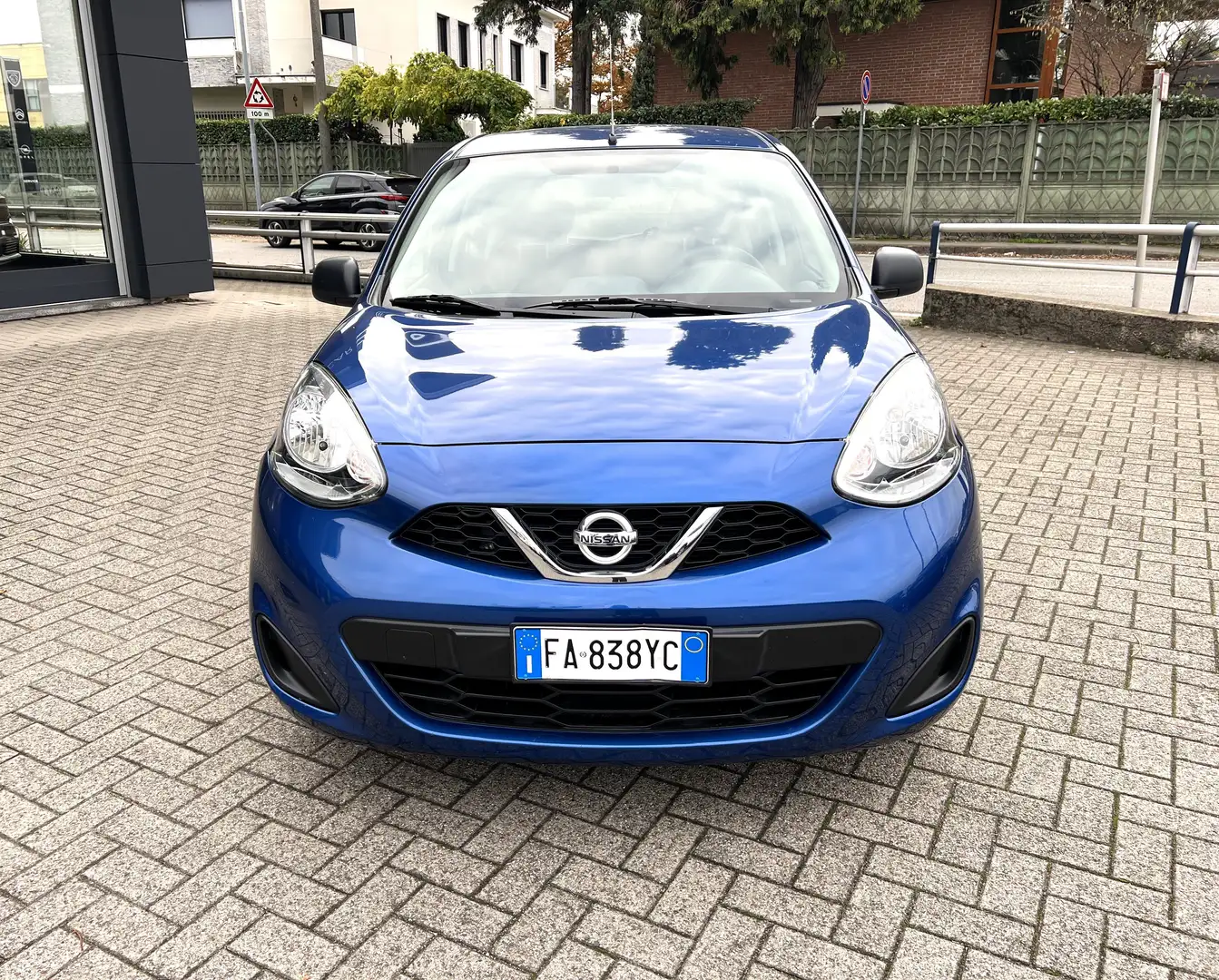 Nissan Micra 1.2 Comfort 80CV Blau - 2