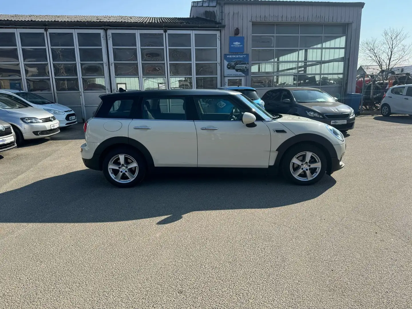 MINI One Clubman One D HU+SERVICE NEU/NAVI/KLIMA/SH Weiß - 2