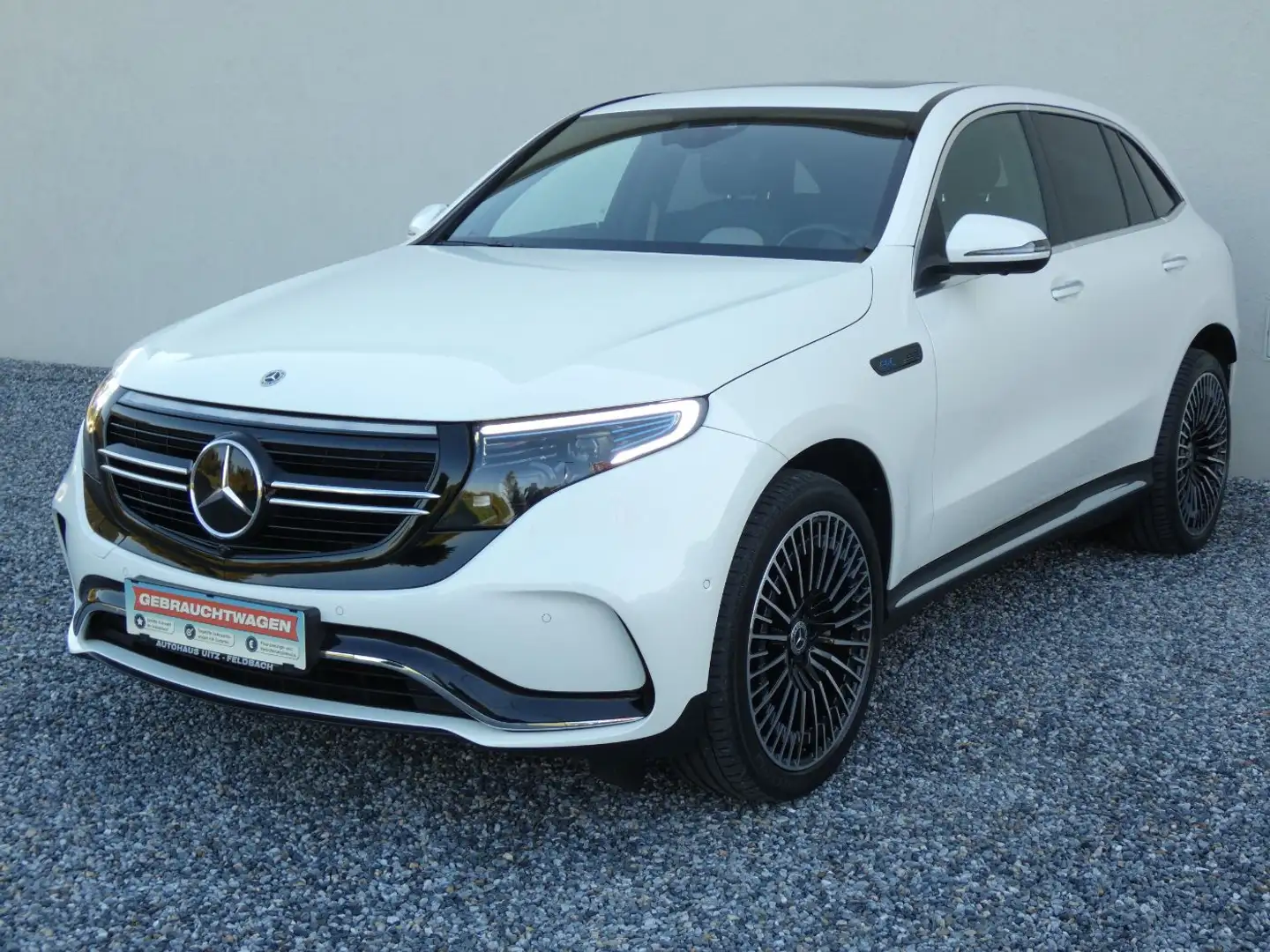 Mercedes-Benz EQC 400 4M AMG +Burm+HUD+SHD+KeyGo+360°+21Zoll Weiß - 2