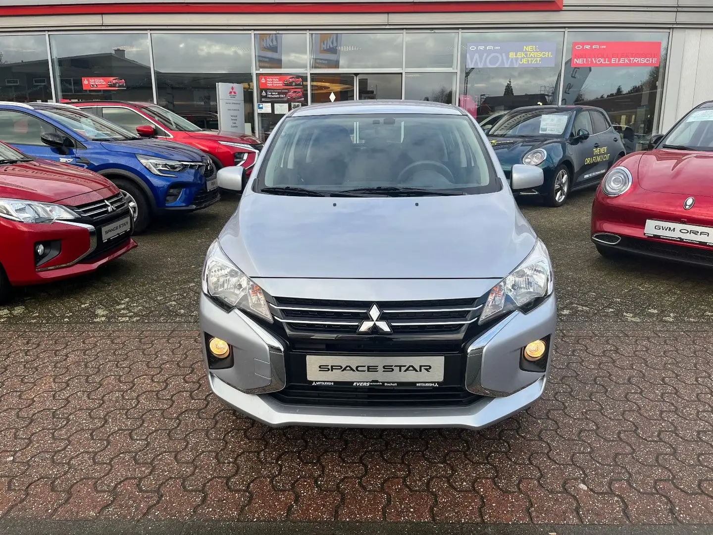 Mitsubishi Space Star 1.2 Select *Klima *DAB *ZV Silber - 2