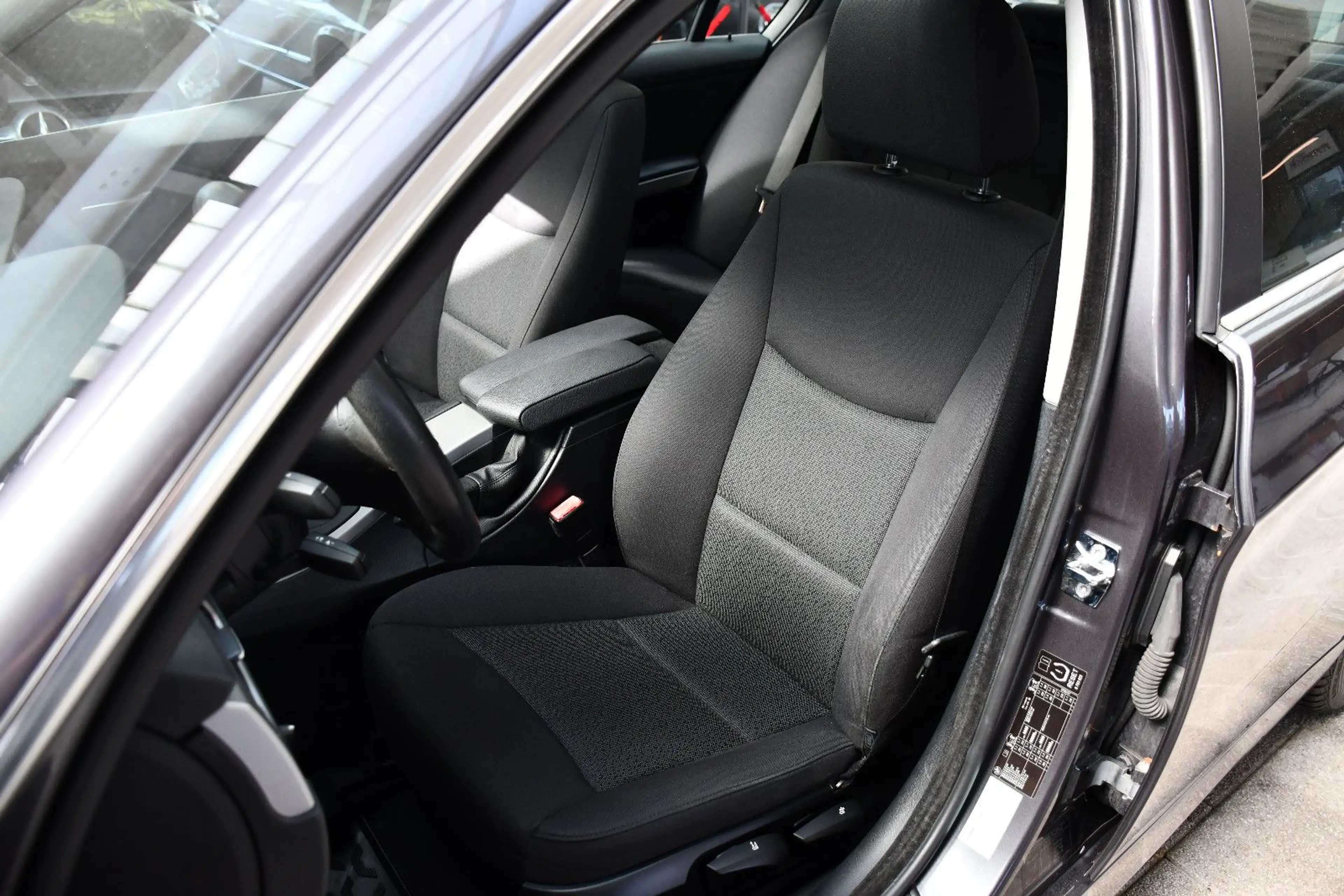 BMW 325 i Automatik Tempomat Navi PDC SHZ 55tkm 2.Hd — photo 10