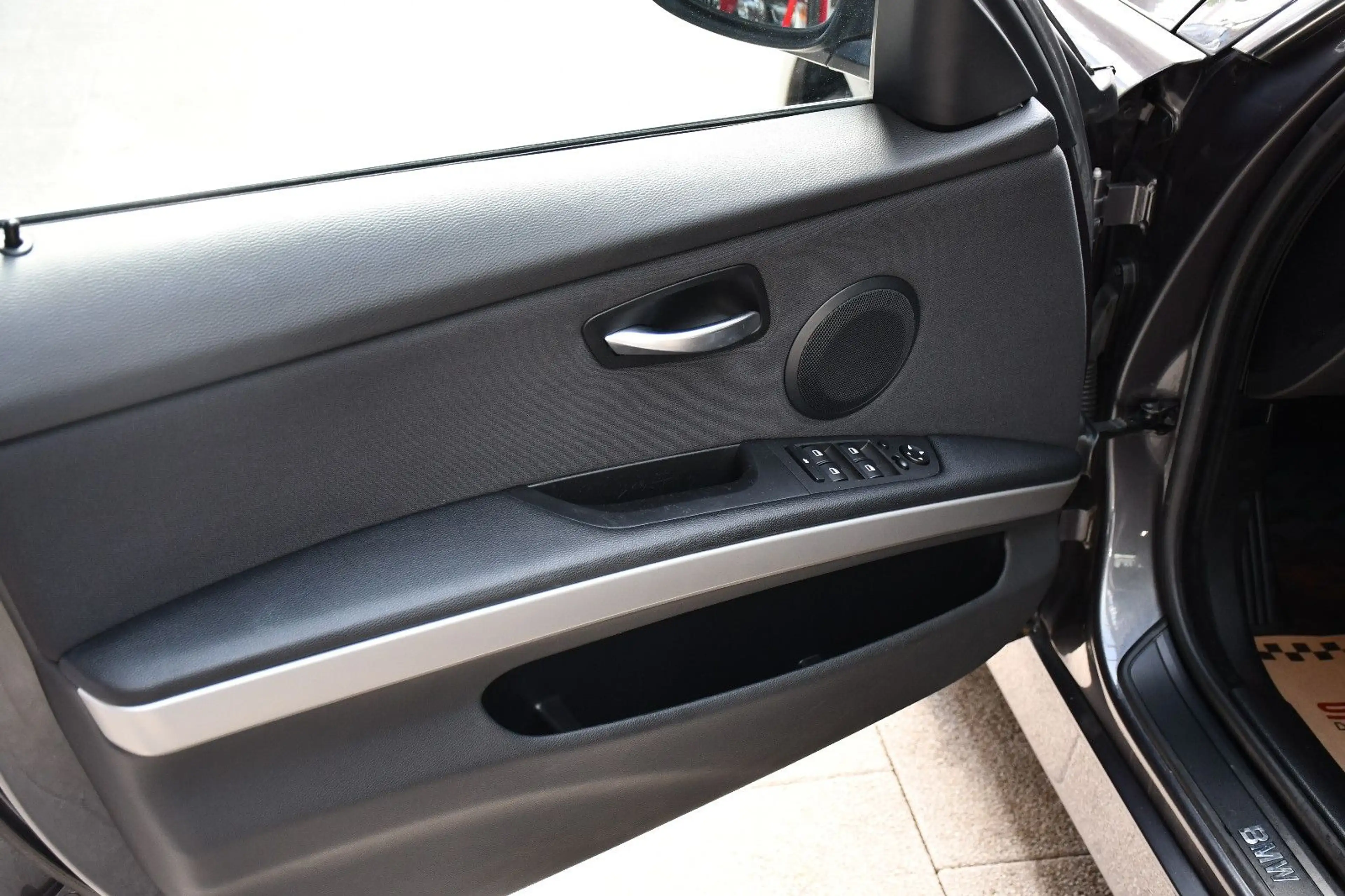 BMW 325 i Automatik Tempomat Navi PDC SHZ 55tkm 2.Hd — photo 6