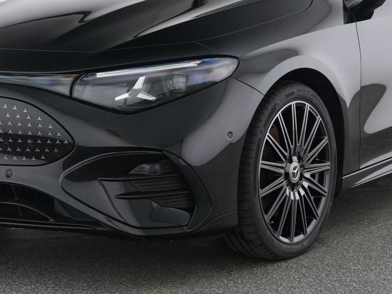Mercedes-Benz CLA 250 + EQ AMG+PREMIUM NIGHT PANO MEMOR FAP VZA — photo 2
