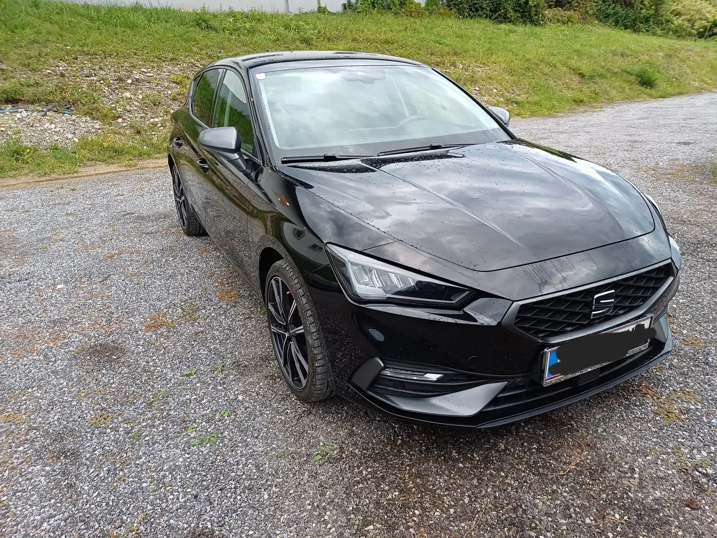 SEAT Leon e-Hybrid Leon FR - Hybrid 204PS Czarny - 2