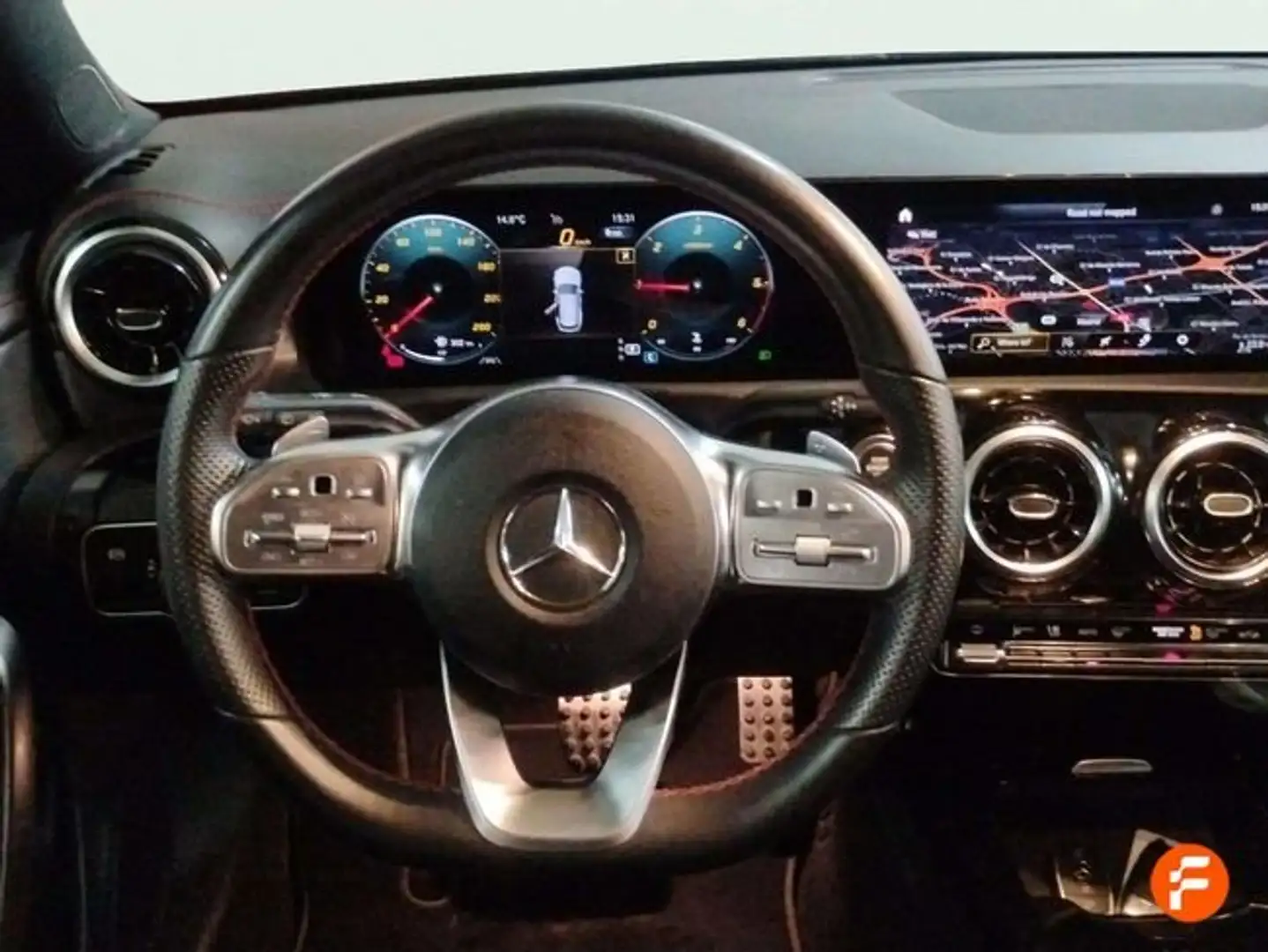 Mercedes-Benz CLA 180 D DCT Shooting Brake - 5P (2019) Gris - 1